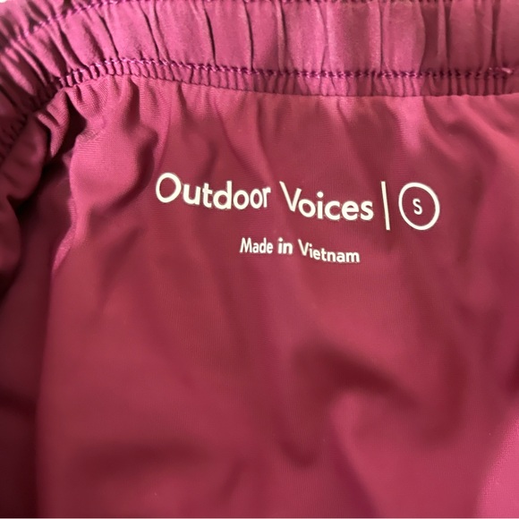 Outdoor Voices Athletic Shorts - Picture 2 of 2
